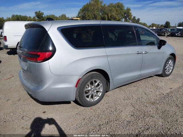 2024 CHRYSLER PACIFICA TOURING L 4