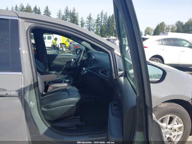 2025 CHRYSLER PACIFICA SELECT 5