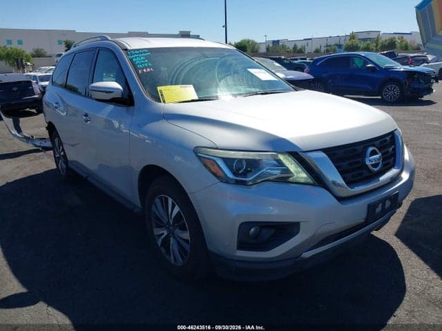 2017 NISSAN PATHFINDER SV
