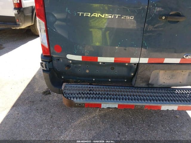 2019 FORD TRANSIT-250 6