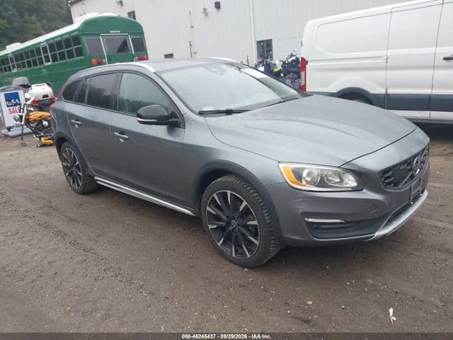 2017 VOLVO V60 CROSS COUNTRY T5