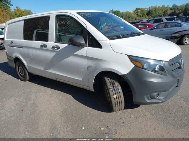 2020 MERCEDES-BENZ METRIS