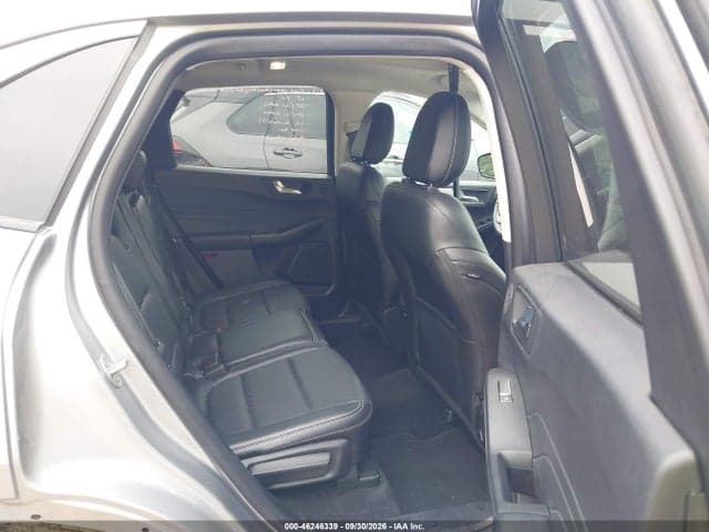 2022 FORD ESCAPE SEL 8