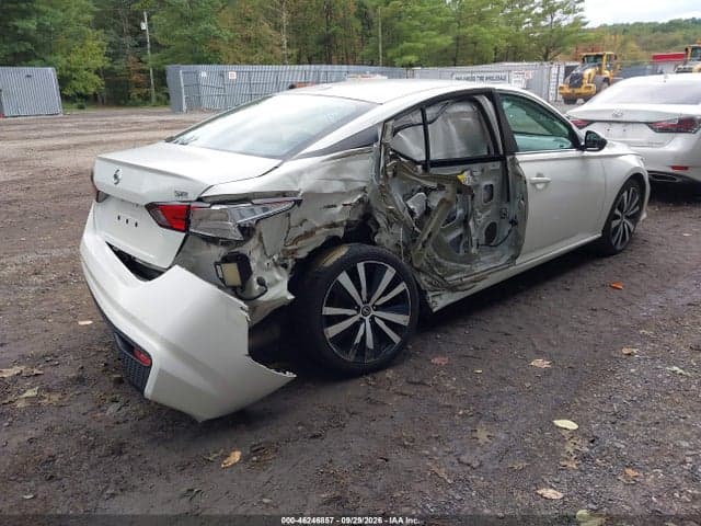 2019 NISSAN ALTIMA 2.5 SR 4