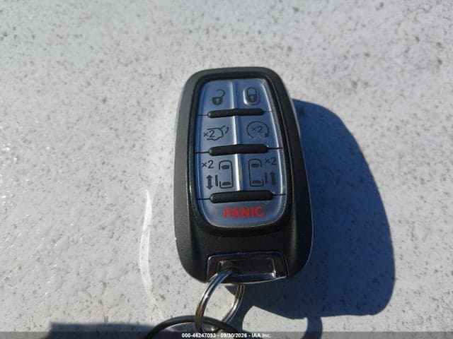 2026 CHRYSLER PACIFICA SELECT 11