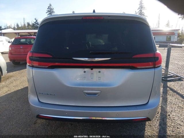2026 CHRYSLER PACIFICA SELECT 16