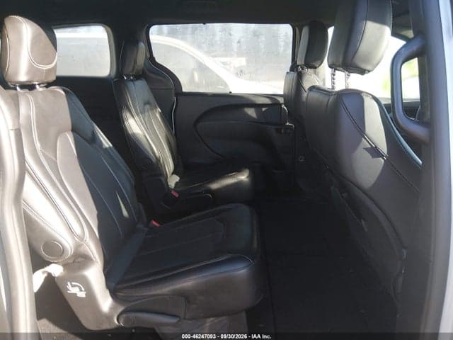 2026 CHRYSLER PACIFICA SELECT 8