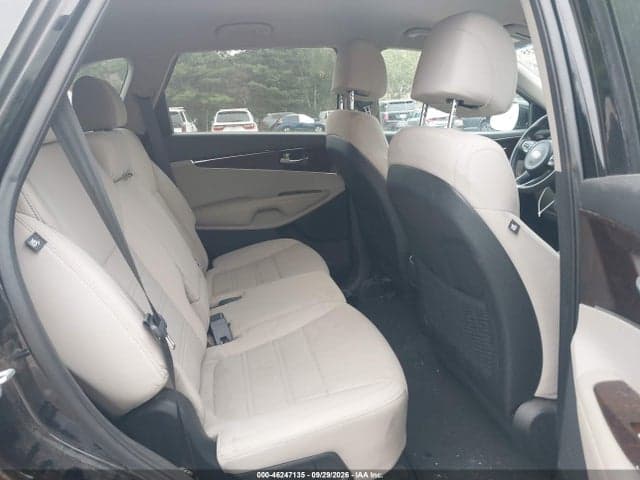 2017 KIA SORENTO 2.4L LX 8