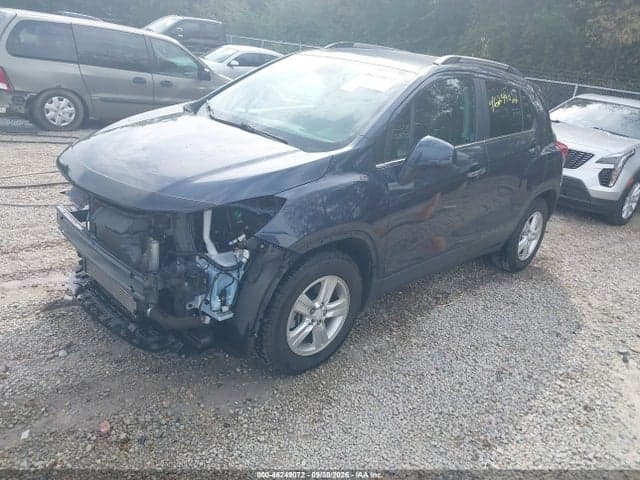 2018 CHEVROLET TRAX LT 2