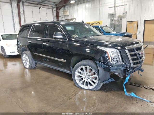 2017 CADILLAC ESCALADE PREMIUM LUXURY