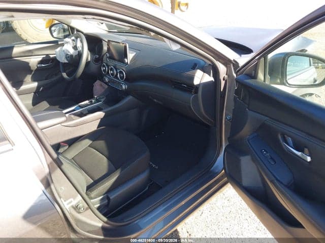 2025 NISSAN SENTRA SV 5