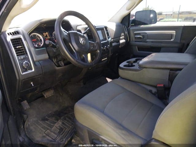 2017 RAM 5500 CHASSIS TRADESMAN/SLT 6