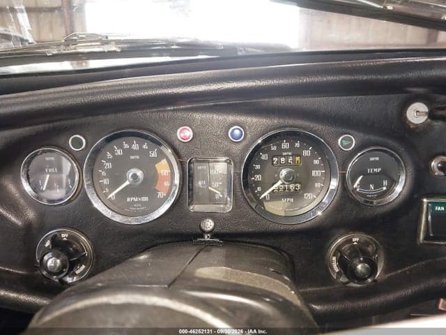 1972 MG MGB 7