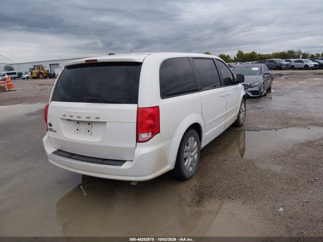 2017 DODGE GRAND CARAVAN SE 4