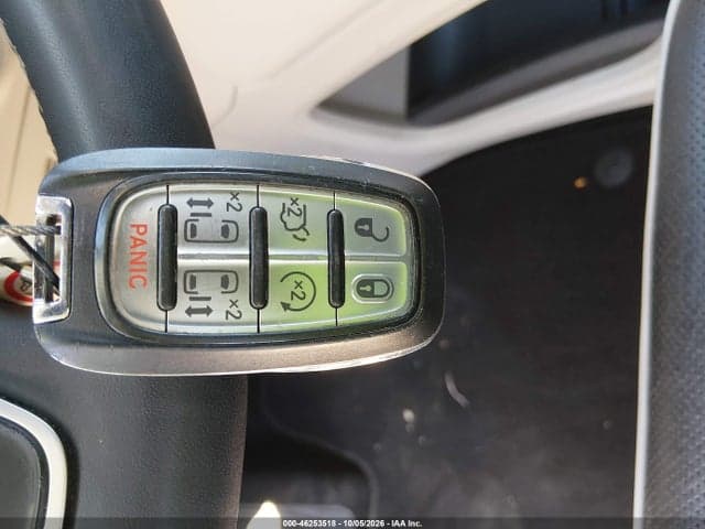 2023 CHRYSLER PACIFICA LIMITED 11