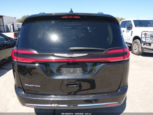 2023 CHRYSLER PACIFICA LIMITED 16