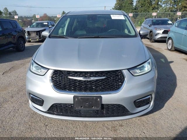 2023 CHRYSLER PACIFICA TOURING L 12