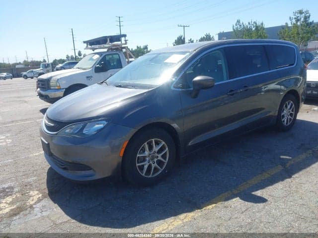 2017 CHRYSLER PACIFICA TOURING 2