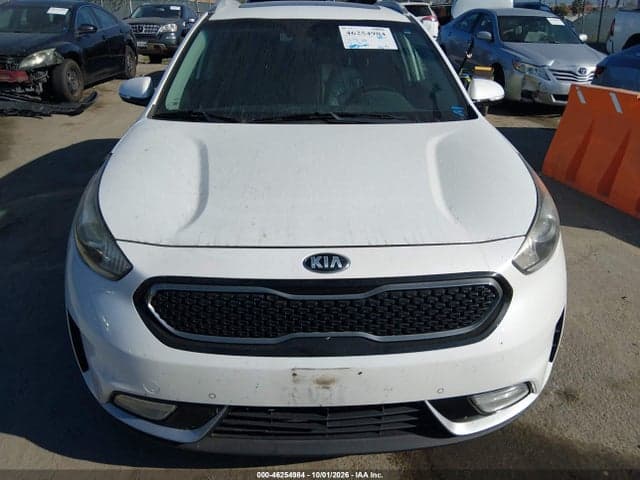 2017 KIA NIRO TOURING 6