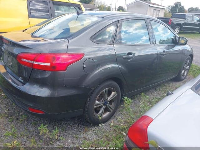 2017 FORD FOCUS SE 4