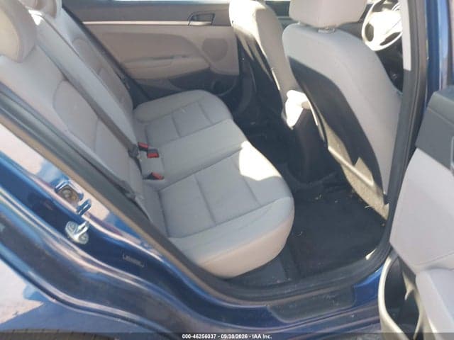 2018 HYUNDAI ELANTRA SE 8