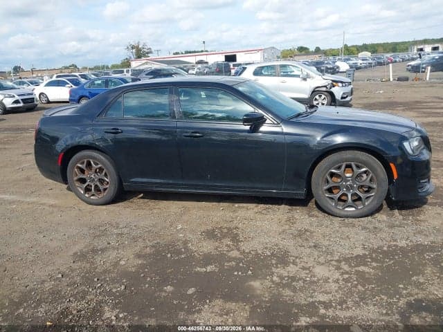 2018 CHRYSLER 300 300S AWD 13