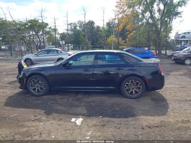 2018 CHRYSLER 300 300S AWD 14