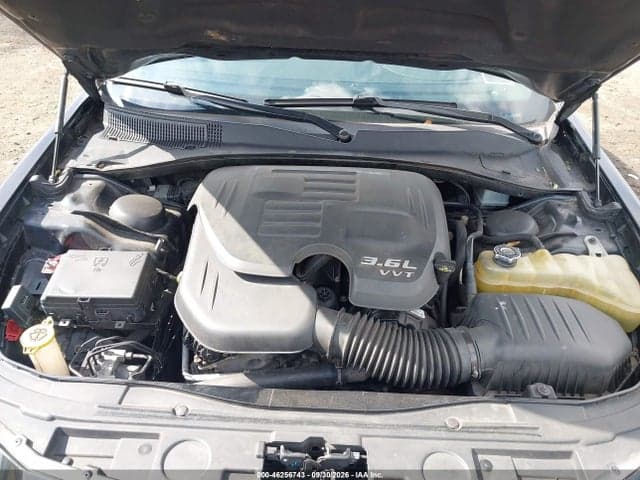 2018 CHRYSLER 300 300S AWD 10
