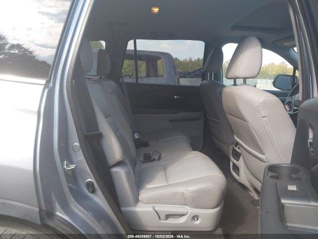 2017 HONDA PILOT EX-L 8