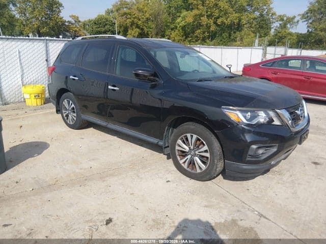 2017 NISSAN PATHFINDER S 1