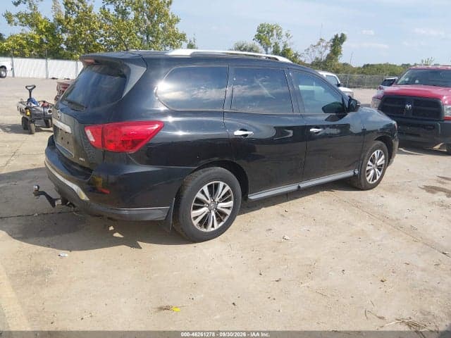 2017 NISSAN PATHFINDER S 4