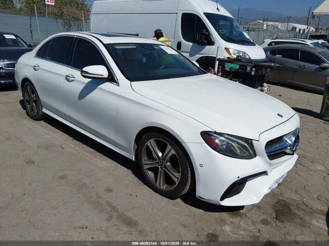 2018 MERCEDES-BENZ E 300 1