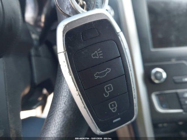 2019 FORD FUSION SE 11