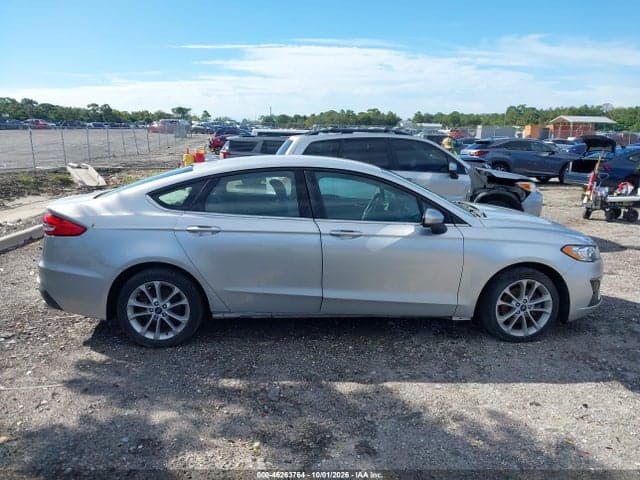 2019 FORD FUSION SE 13