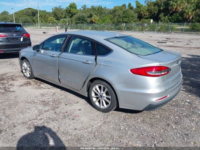 2019 FORD FUSION SE 3