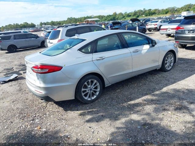 2019 FORD FUSION SE 4