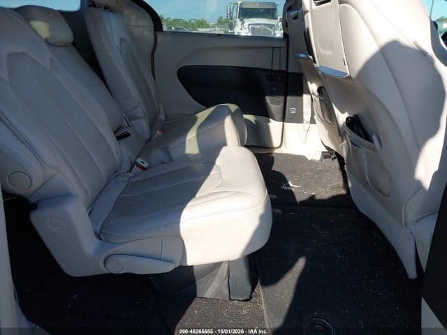 2017 CHRYSLER PACIFICA TOURING-L PLUS 8