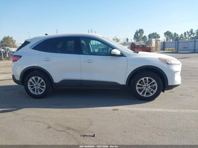 2021 FORD ESCAPE SE 13