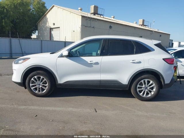 2021 FORD ESCAPE SE 14