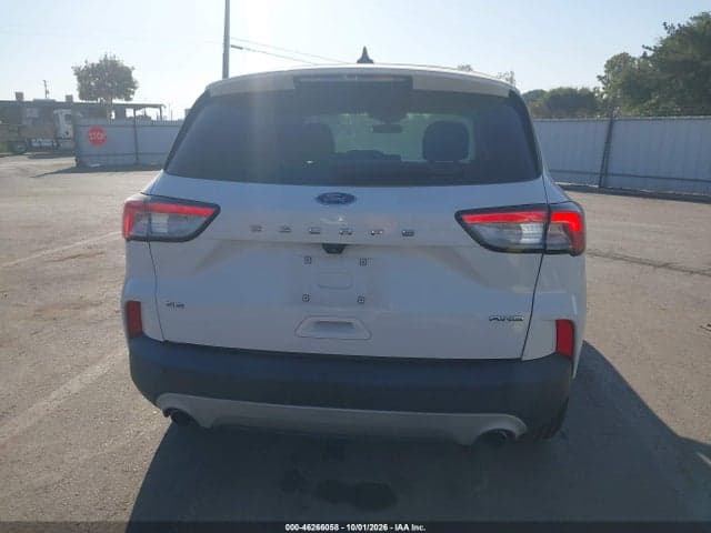2021 FORD ESCAPE SE 16