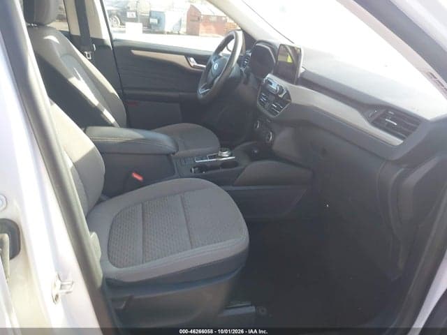 2021 FORD ESCAPE SE 5