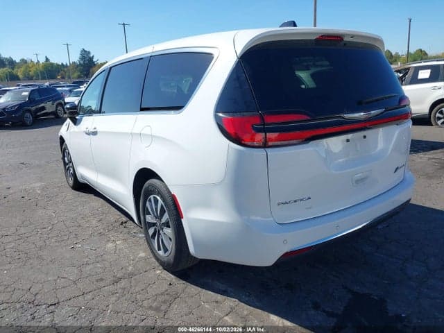 2024 CHRYSLER PACIFICA HYBRID SELECT 3