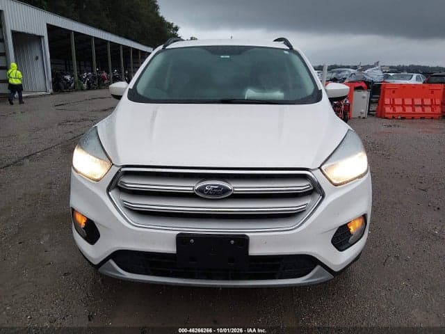 2018 FORD ESCAPE SE 12