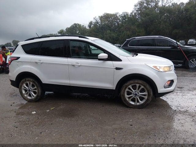 2018 FORD ESCAPE SE 13