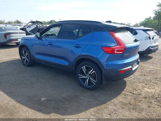 2021 VOLVO XC40 T5 R-DESIGN 3