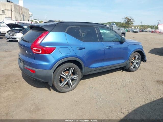 2021 VOLVO XC40 T5 R-DESIGN 4
