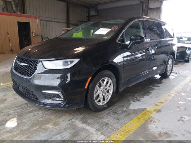 2024 CHRYSLER PACIFICA TOURING L 2