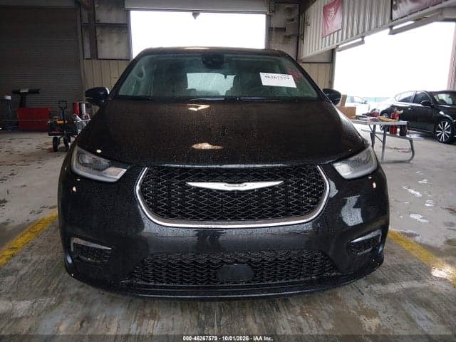 2024 CHRYSLER PACIFICA TOURING L 12
