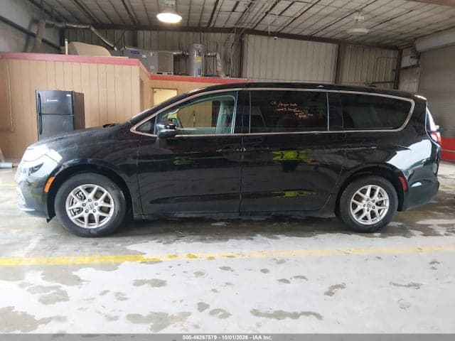 2024 CHRYSLER PACIFICA TOURING L 14