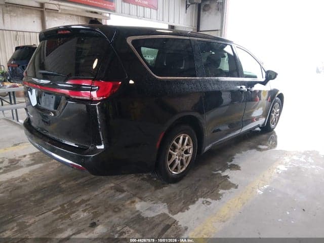2024 CHRYSLER PACIFICA TOURING L 4